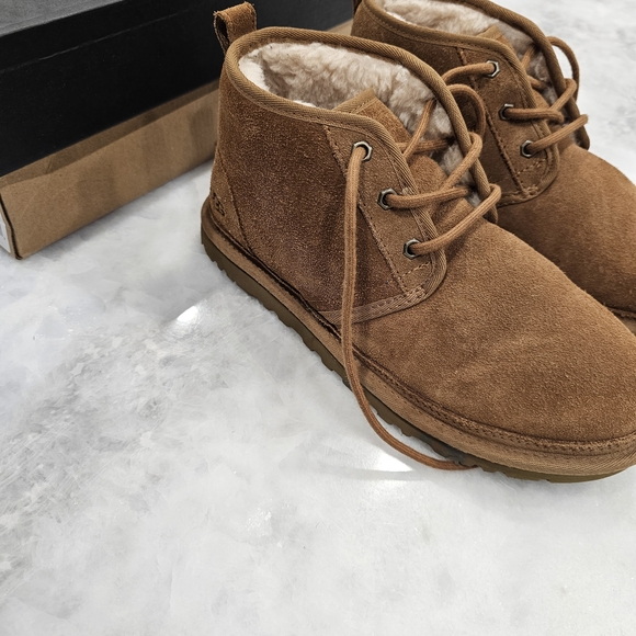 UGG Men's Tan Suede Chukka Boots - Picture 3 of 10